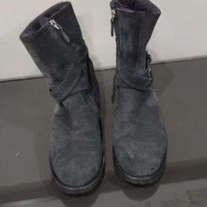 Manolo Blahnik suede and shearling booties, 8